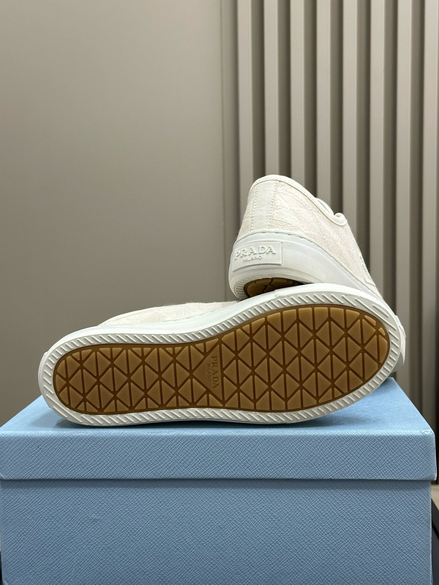 PD SNEAKERS