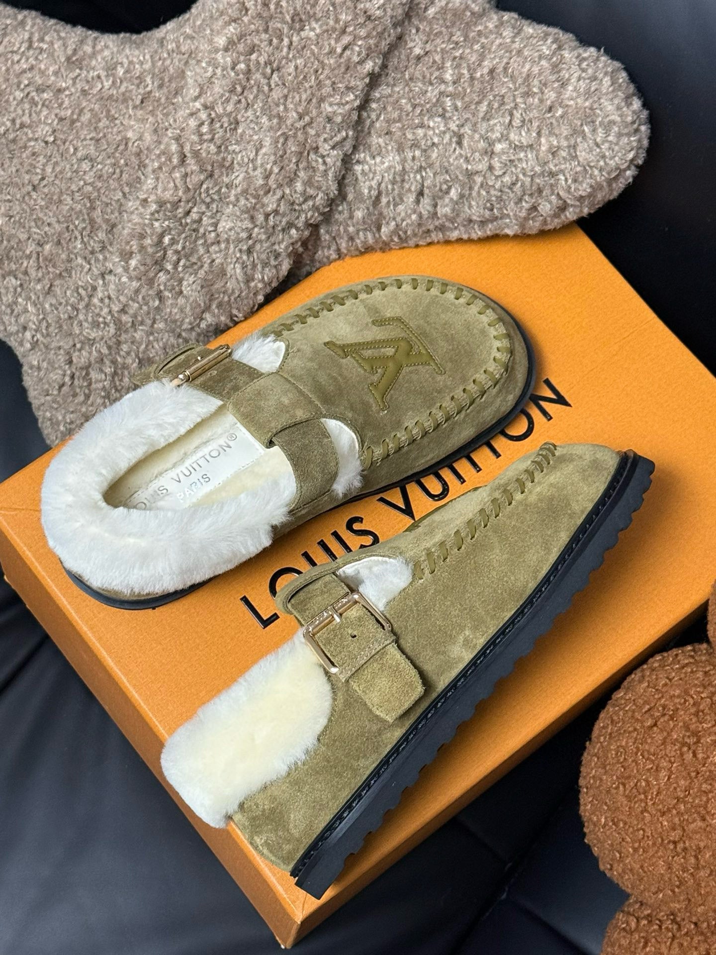 LOU COLORADO MARY JANES