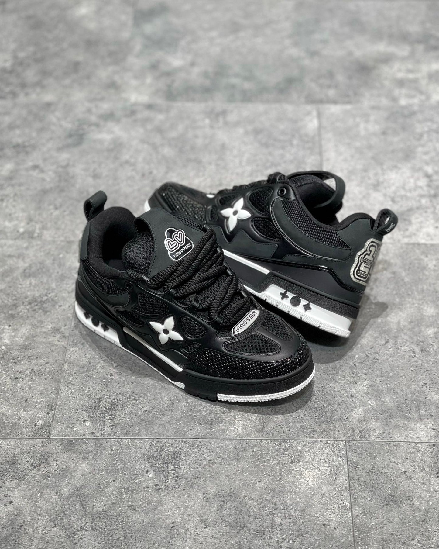LOU TRAINERS