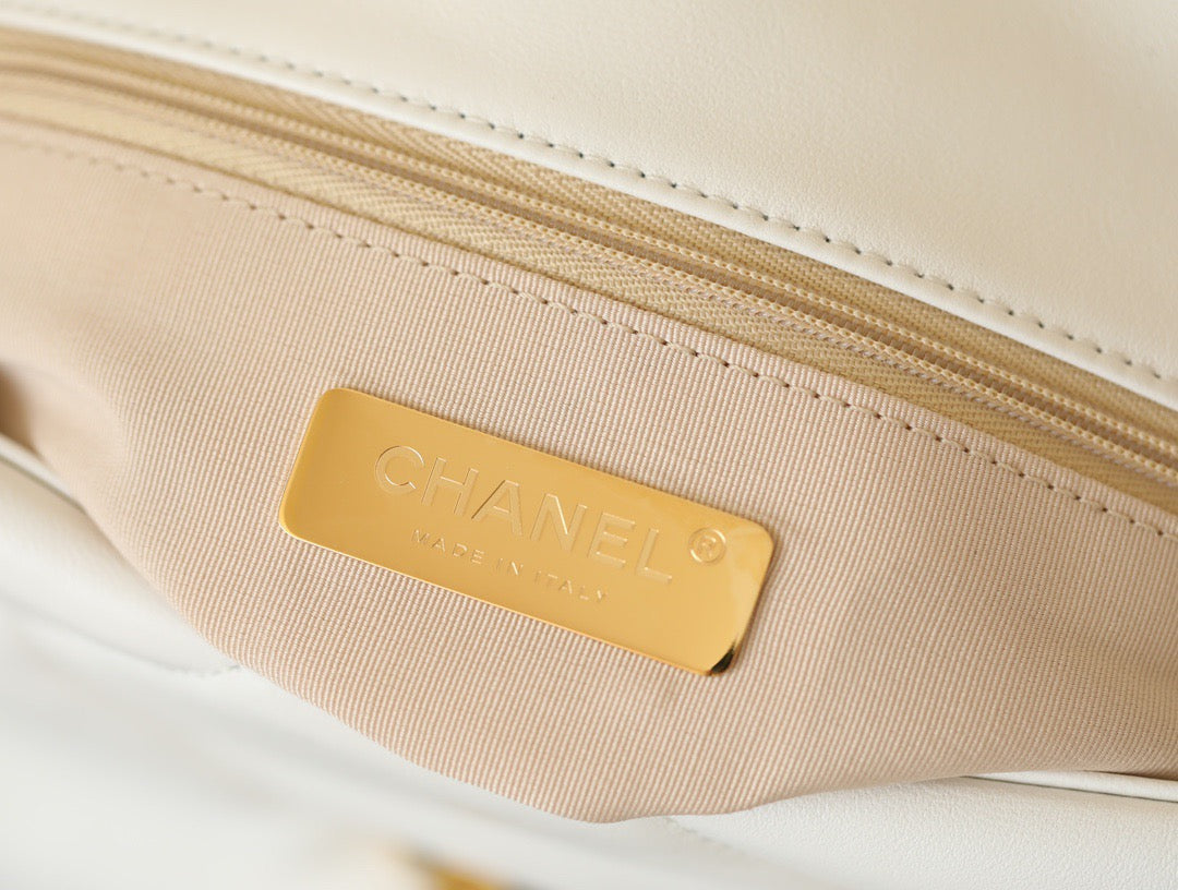 CC 19 BAG