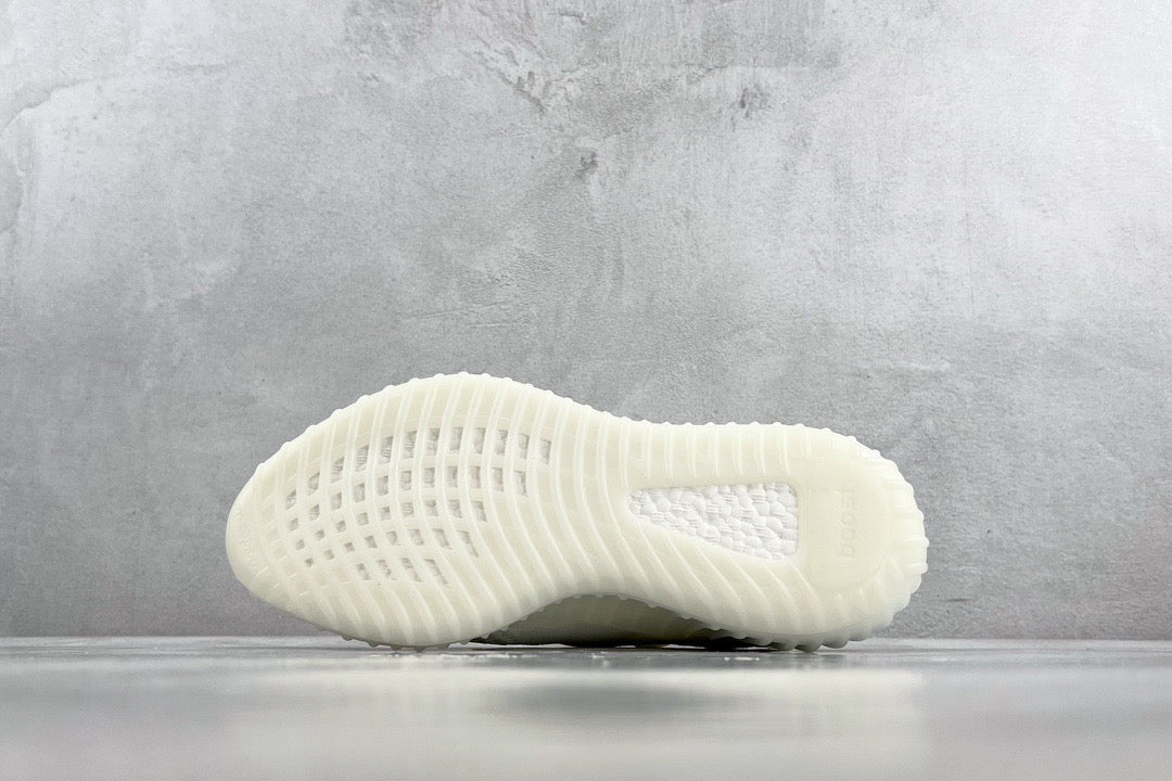 YEEZY BOOST 350 V2
