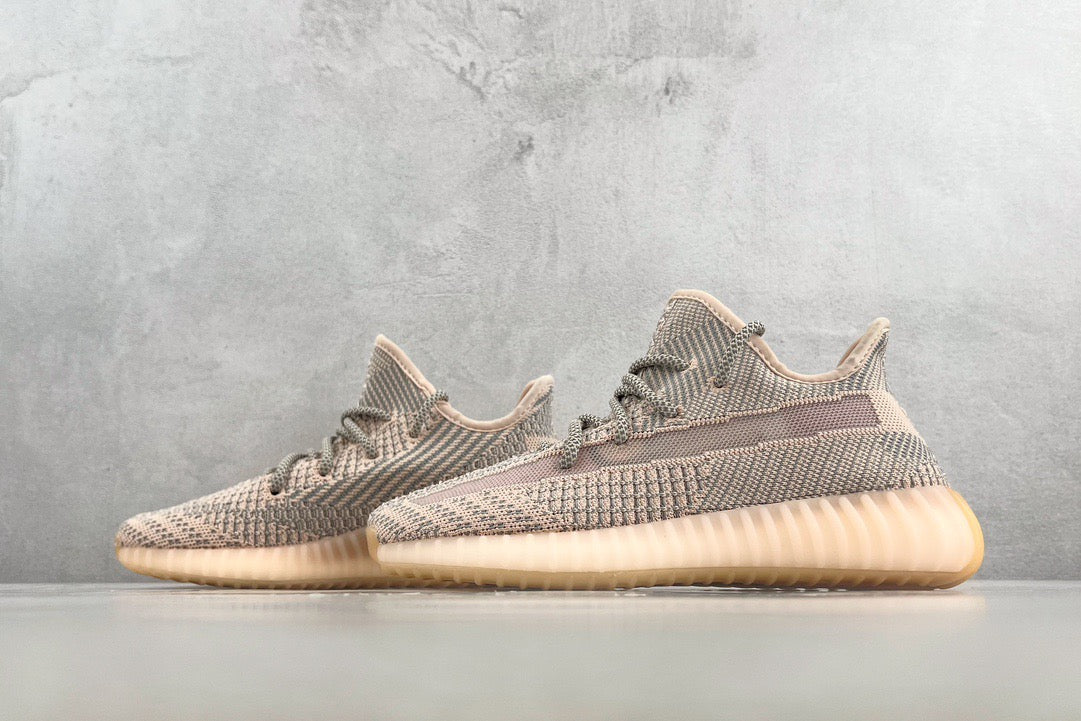 YEEZY BOOST 350 V2