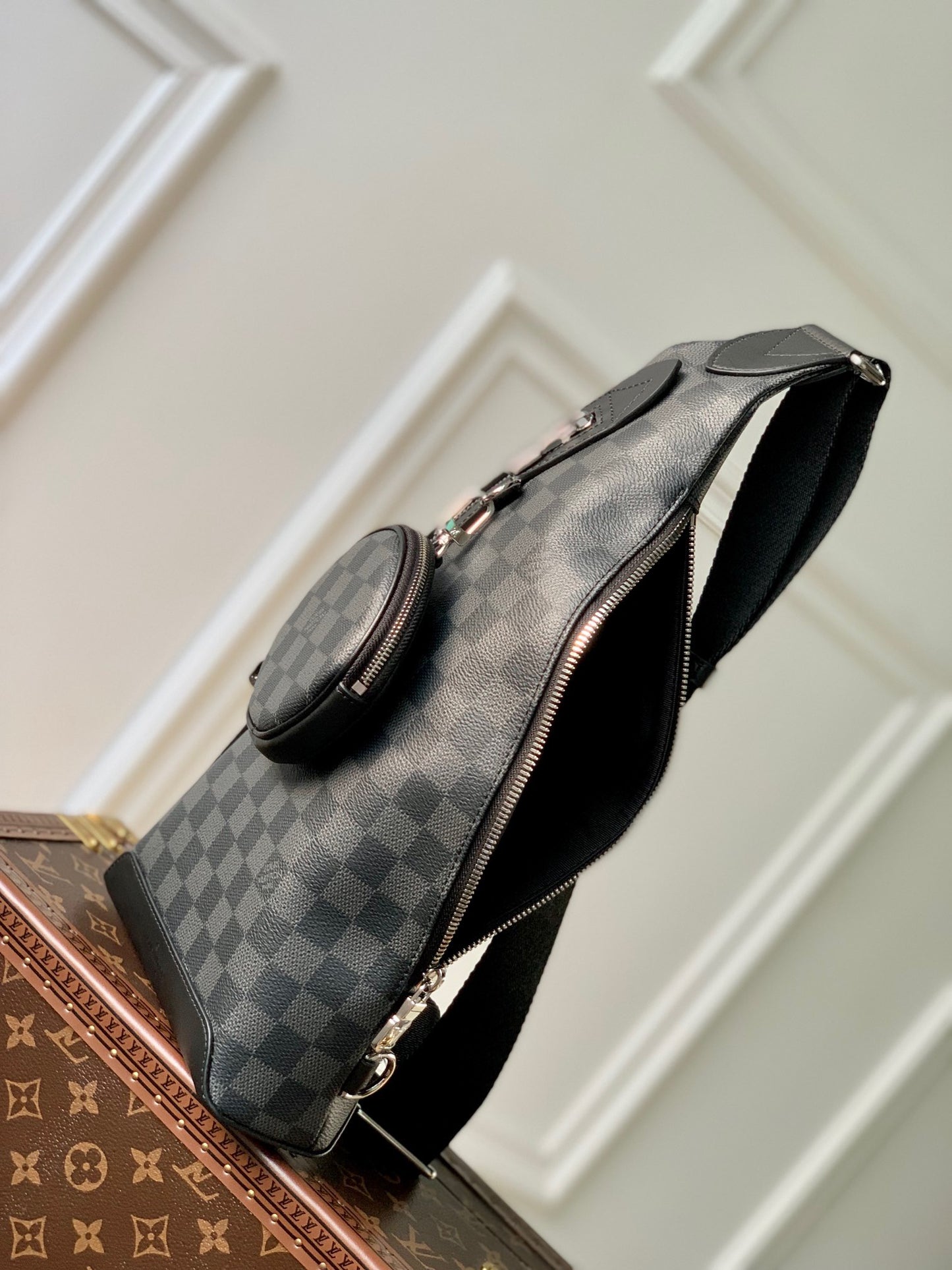 LOU DUO SLING BAG