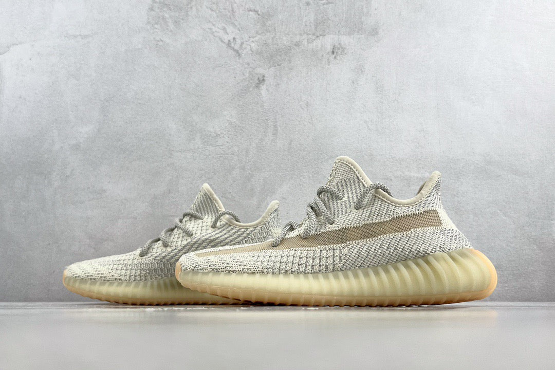 YEEZY BOOST 350 V2