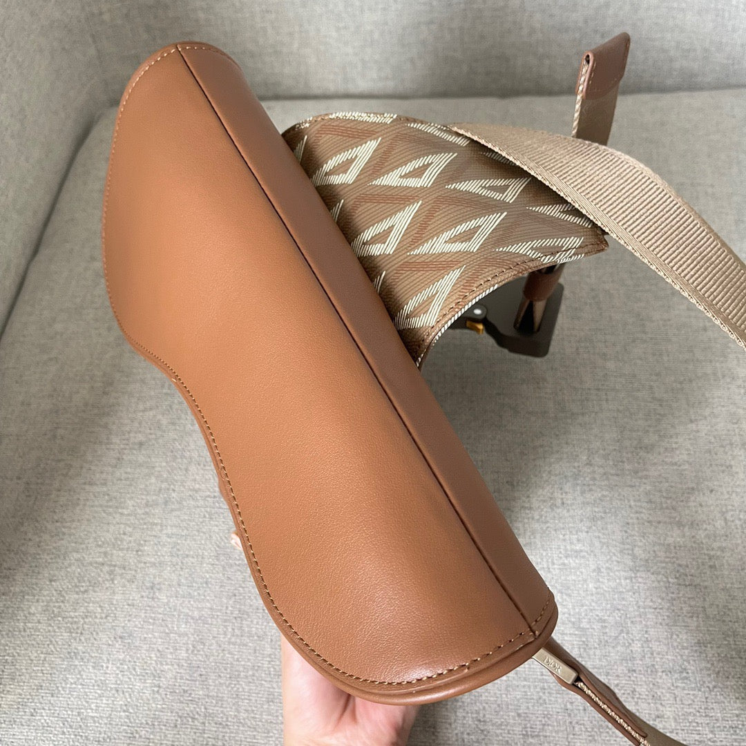 CD SADDLE BAG
