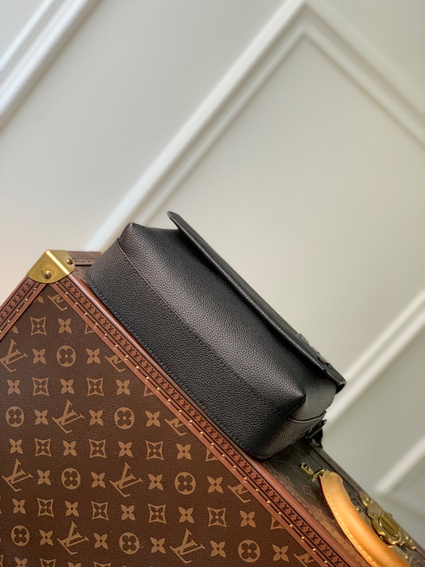 LOU FASTLINE MESSENGER BAG