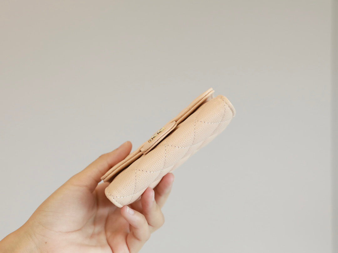 CC CARD HOLDER