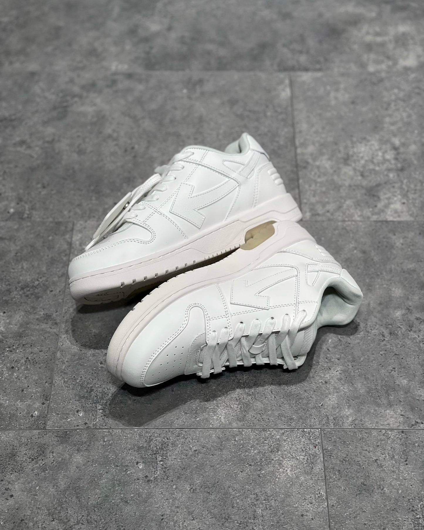 OFF W OUT OF OFFICE SNEAKERS