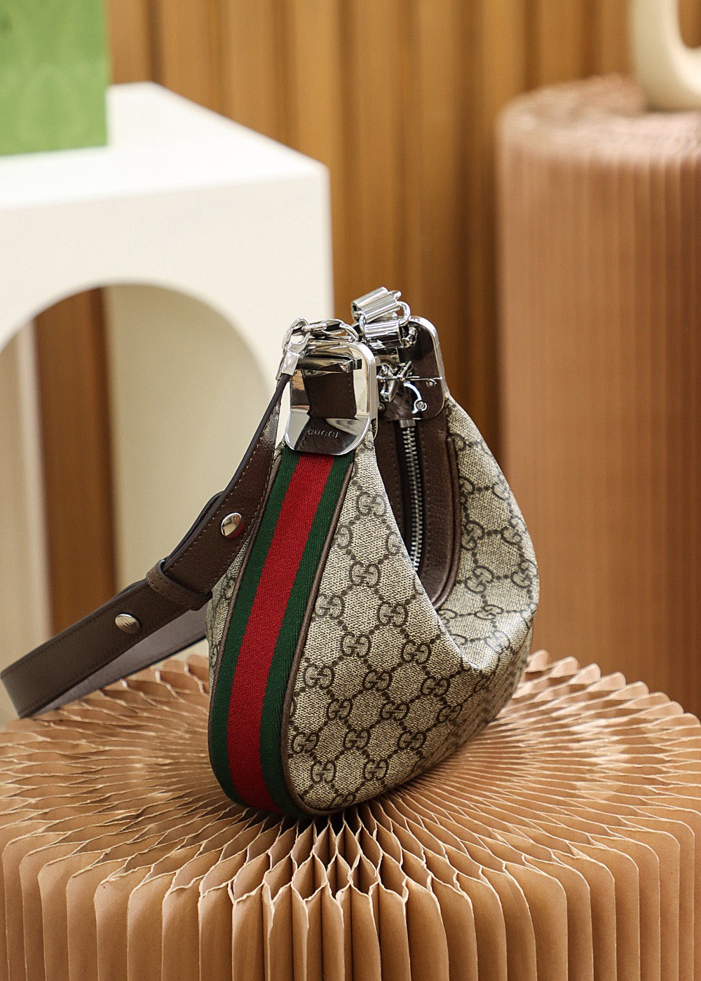GG ATTACHÉ LARGE SHOULDER BAG