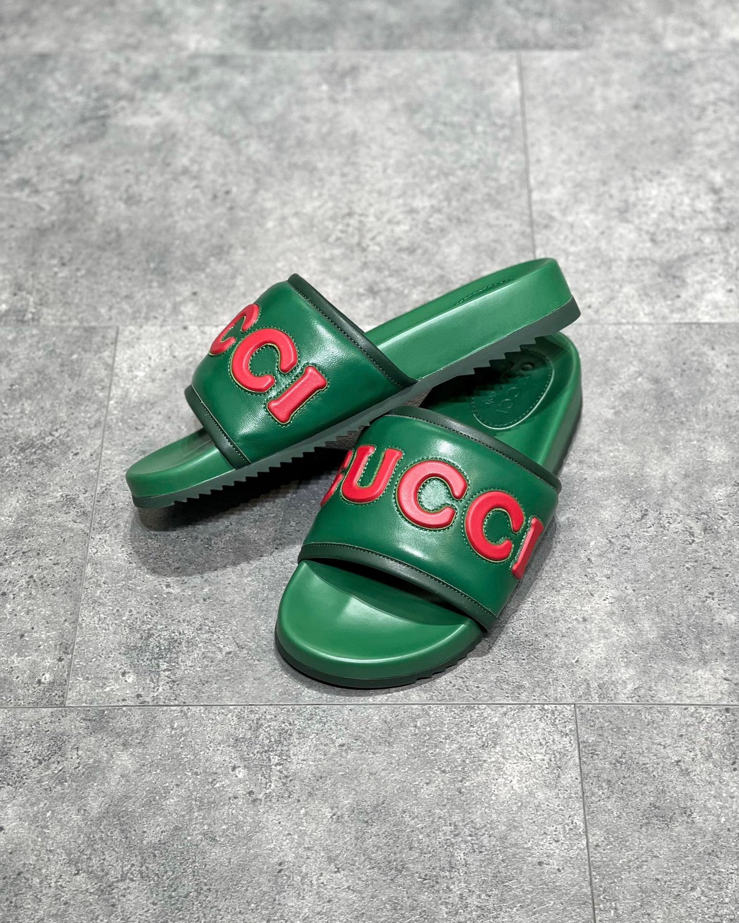 GG SLIDES