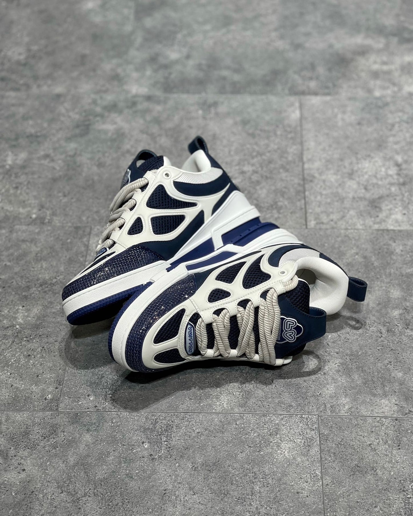 LOU TRAINERS