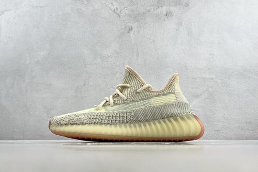 YEEZY BOOST 350 V2