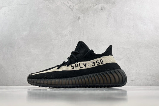 YEEZY BOOST 350 V2
