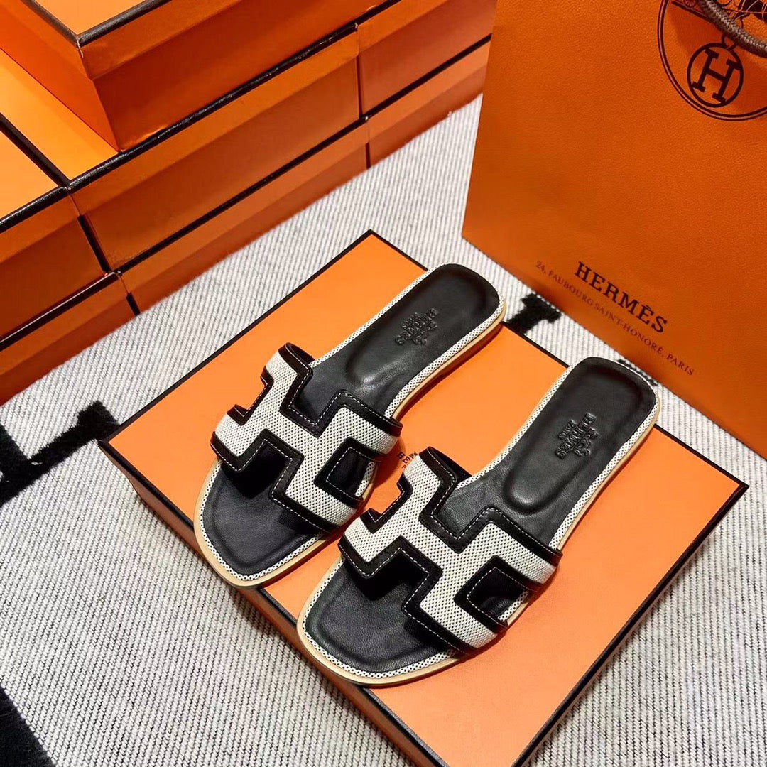 HERM ORAN SANDALS