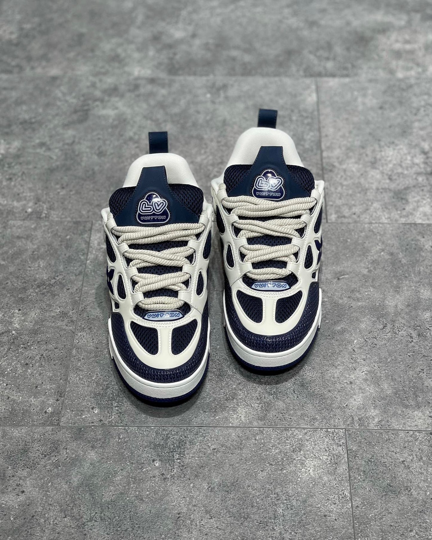LOU TRAINERS