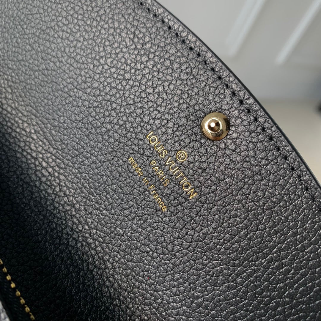 LOU EMILIE WALLET