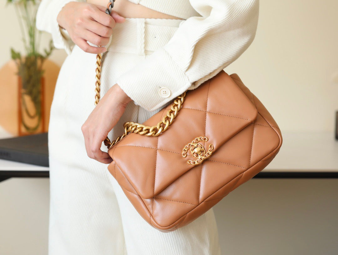 CC 19 BAG
