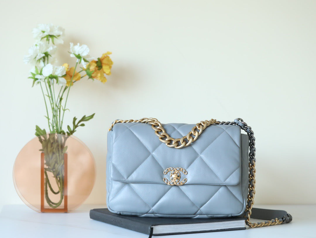 CC 19 BAG