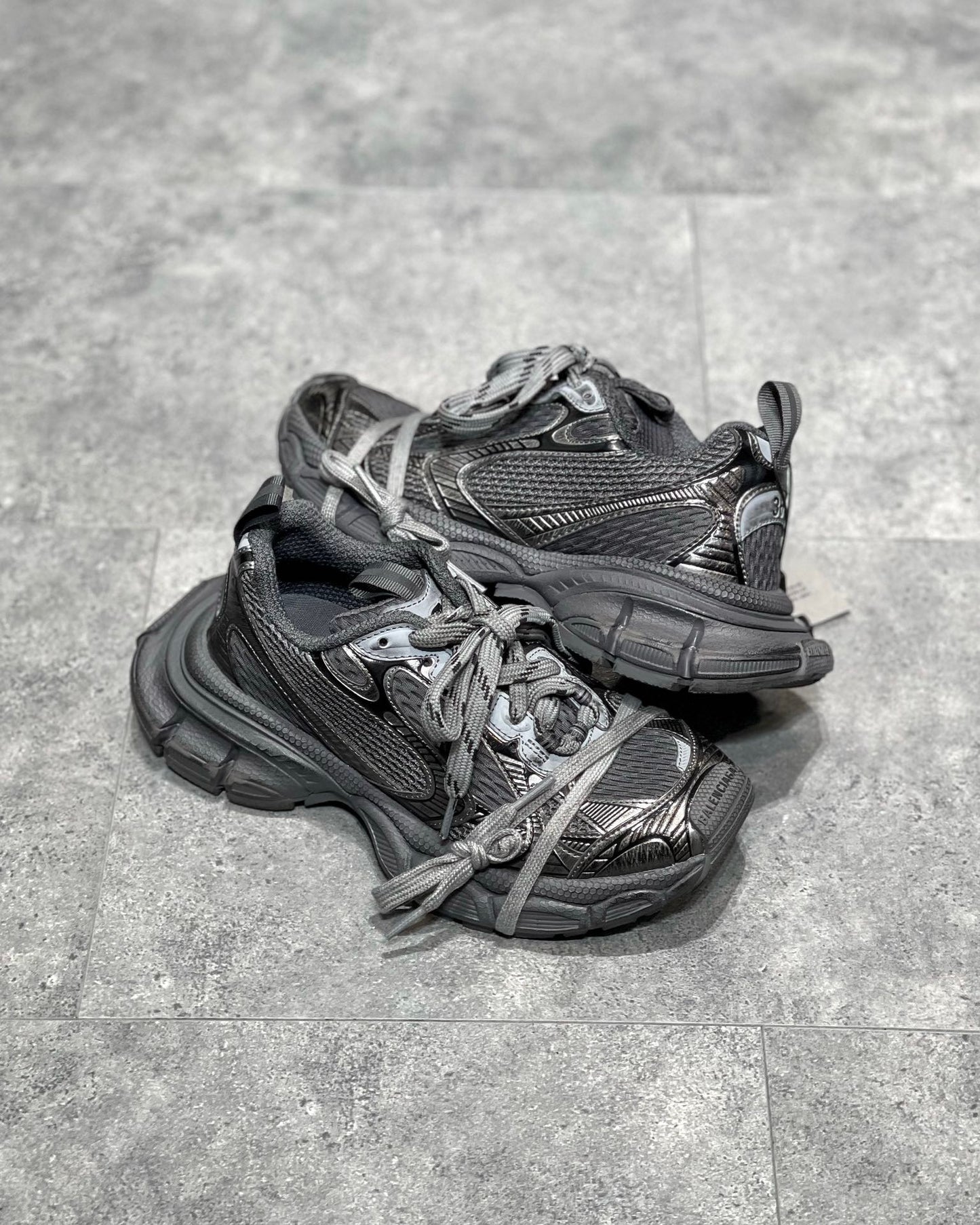 BAL 3XL TRAINERS
