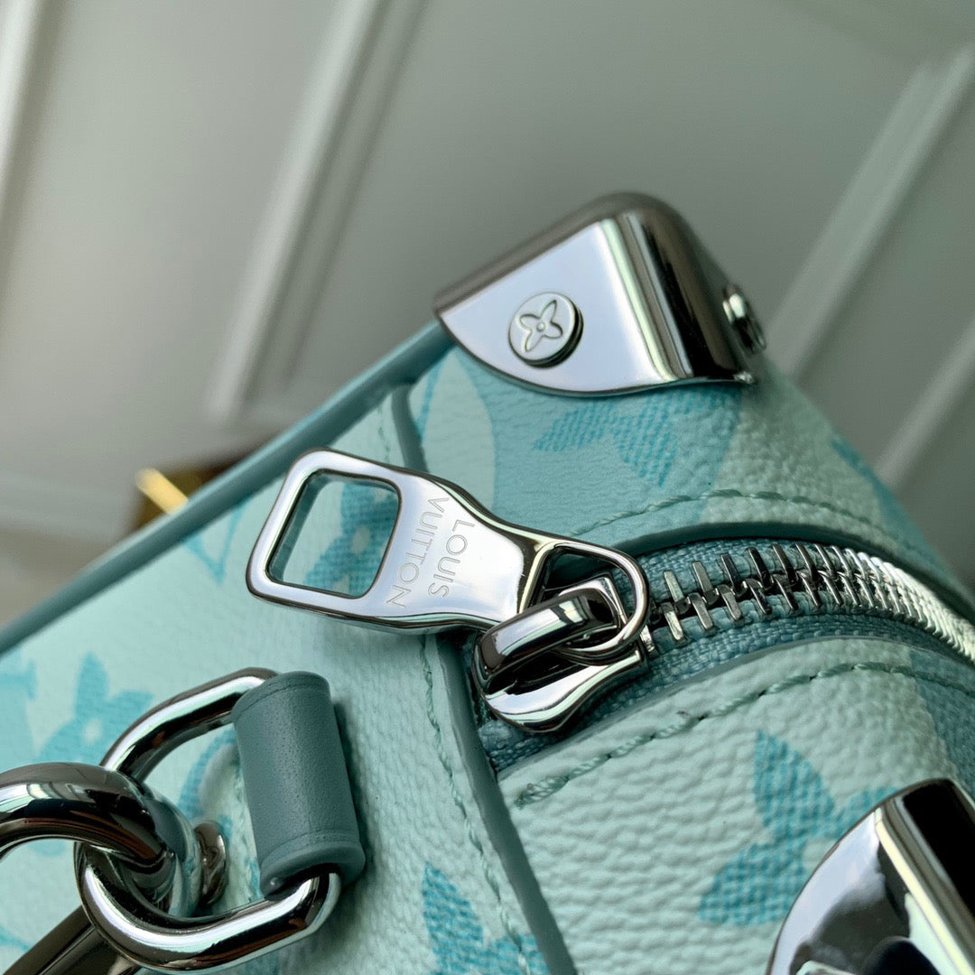 LOU SOFT TRUNK