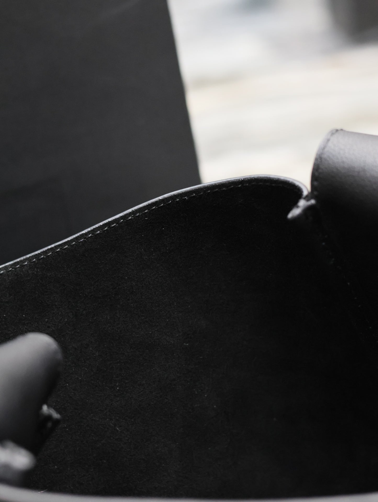 SL LARGE LE 5 À 7 SUPPLE IN SMOOTH LEATHER