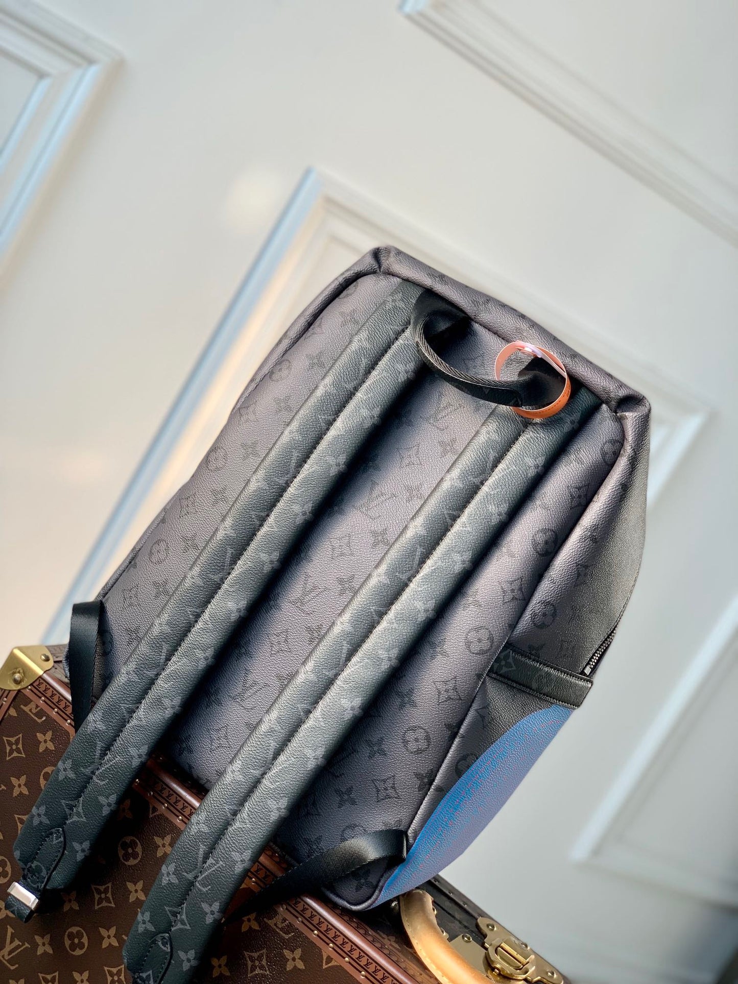 LOU DISCOVERY BACKPACK