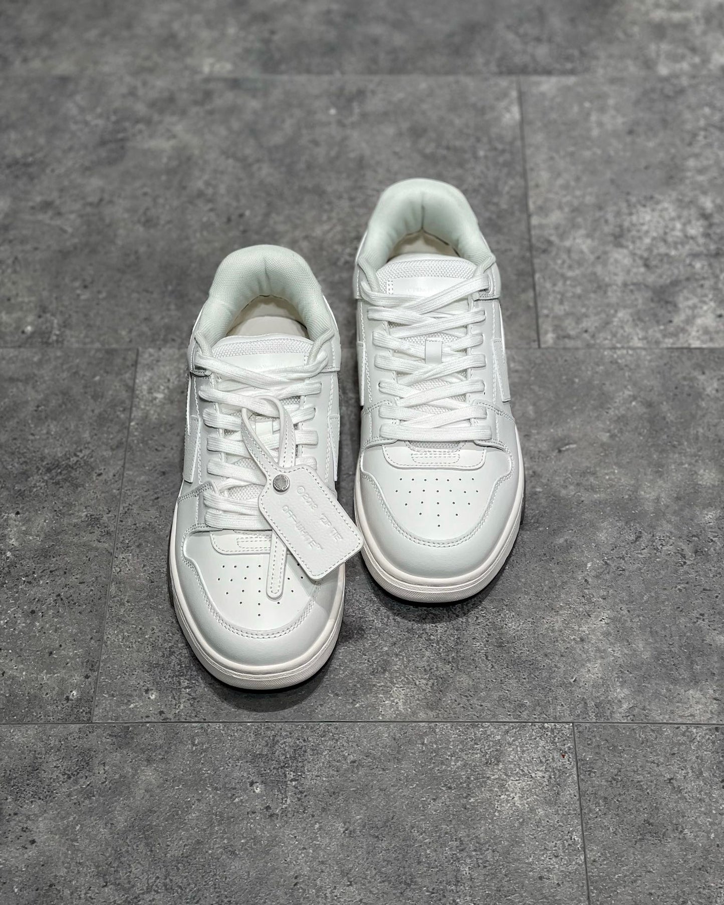 OFF W OUT OF OFFICE SNEAKERS