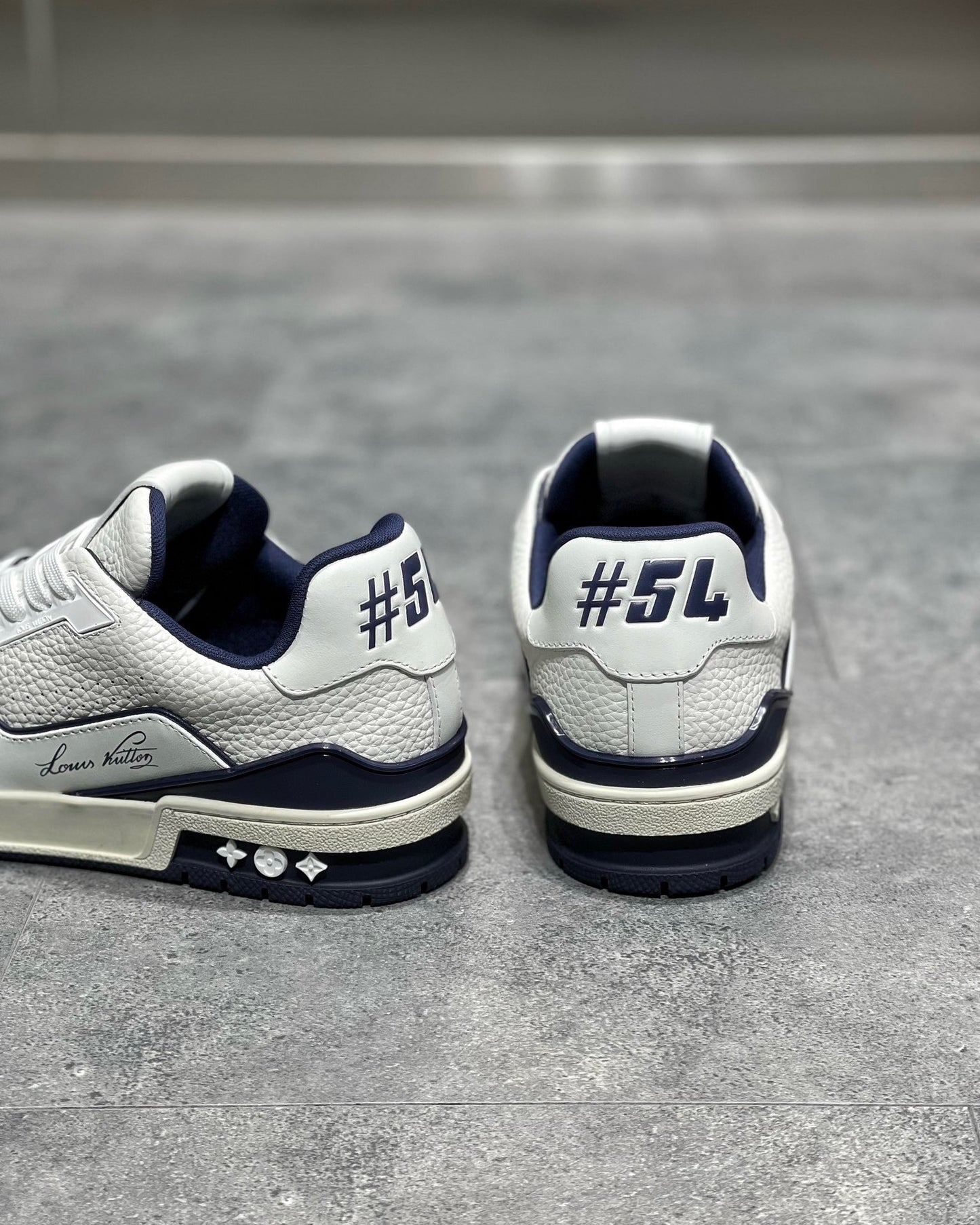 LOU TRAINERS