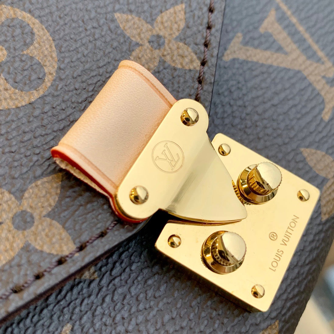 LOU MICRO METIS BAG