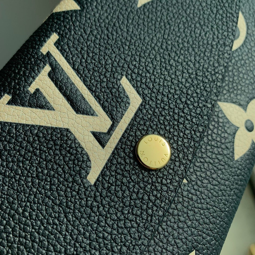 LOU EMILIE WALLET