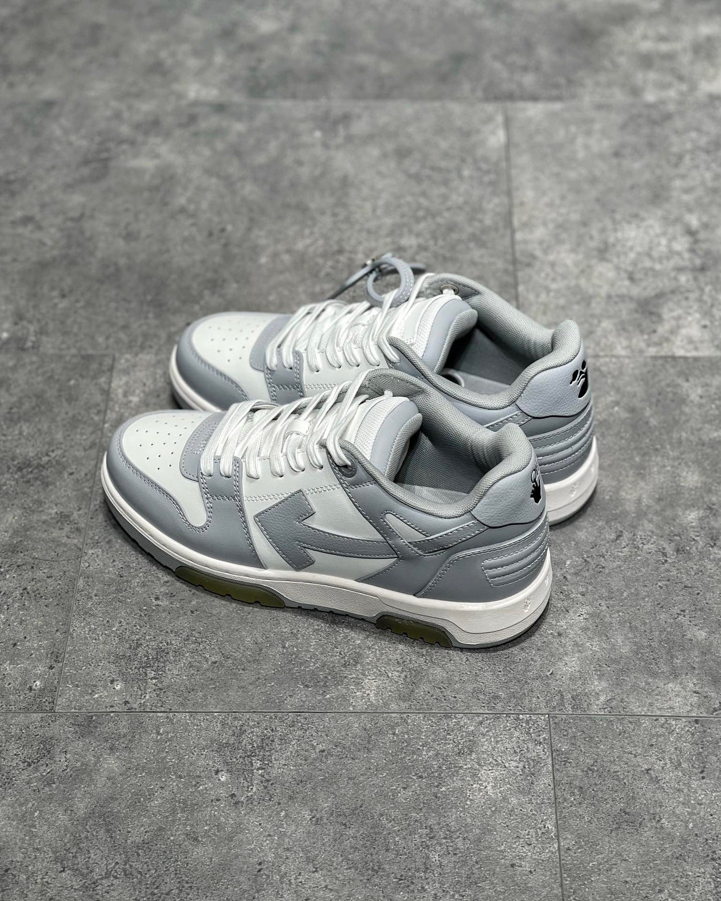OFF W OUT OF OFFICE SNEAKERS
