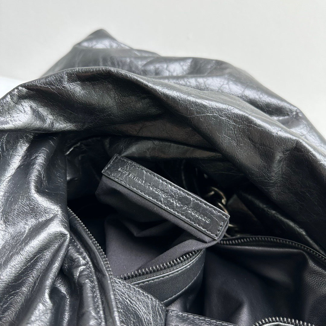 BAL LARGE PUFFER BAG