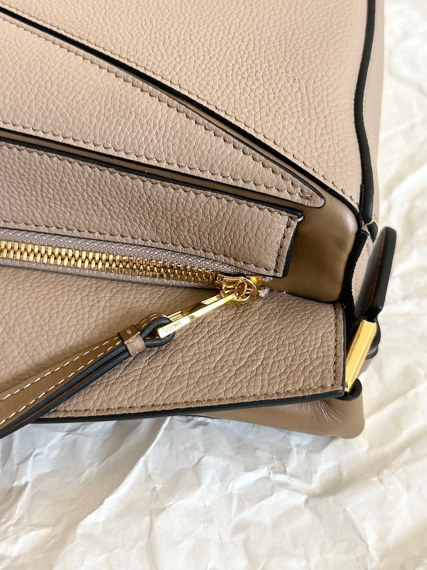 LOEW SMALL PUZZLE EDGE BAG