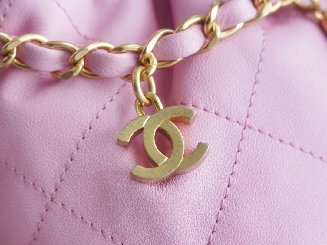 CC SMALL BUCKET BAG