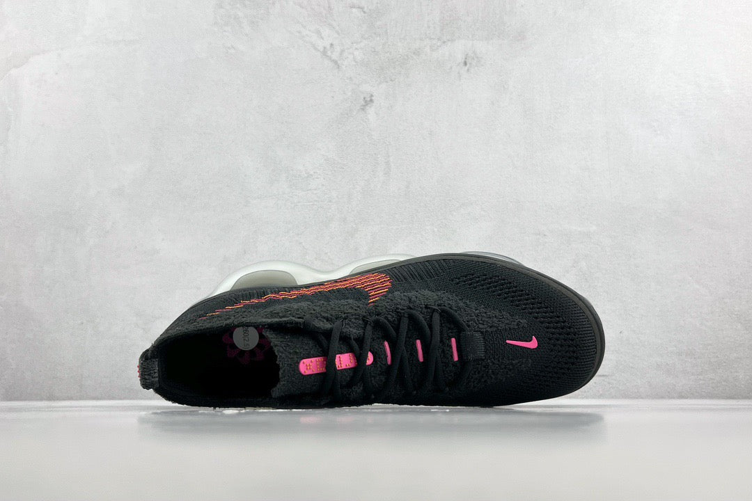NIKE AIR MAX SCORPION