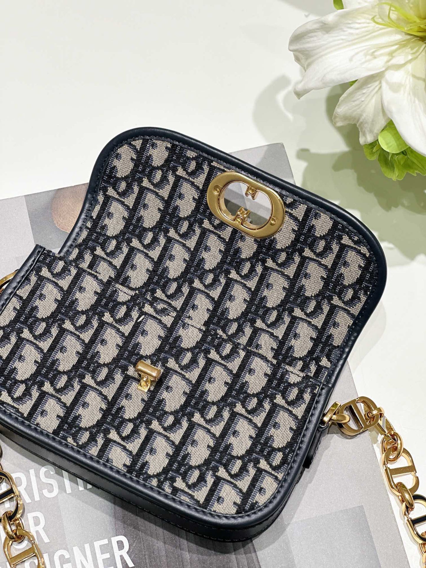 CD SMALL 30 MONTAIGNE AVENUE BAG