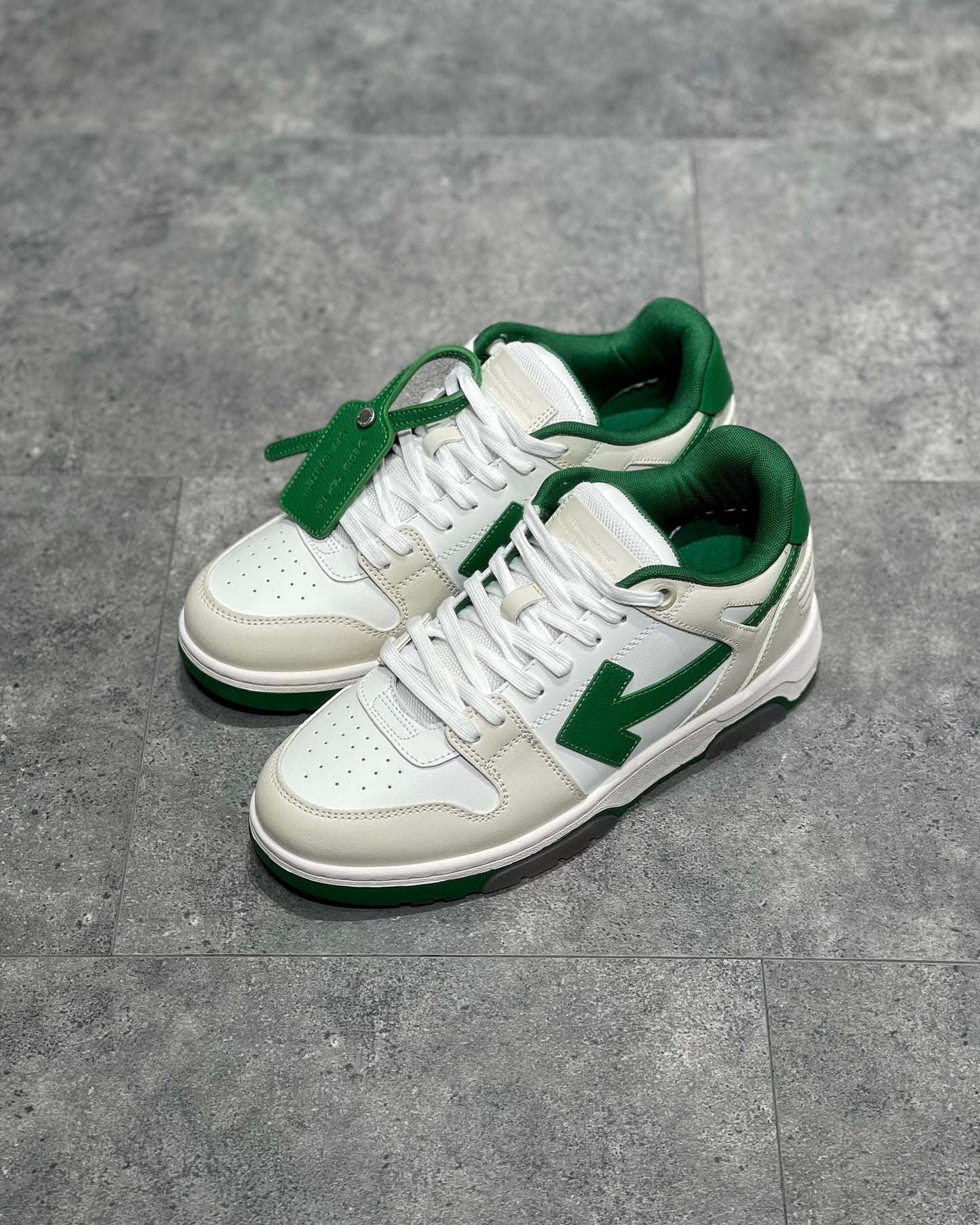 OFF W OUT OF OFFICE SNEAKERS