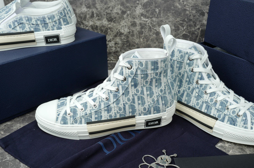 CD B23 SNEAKERS