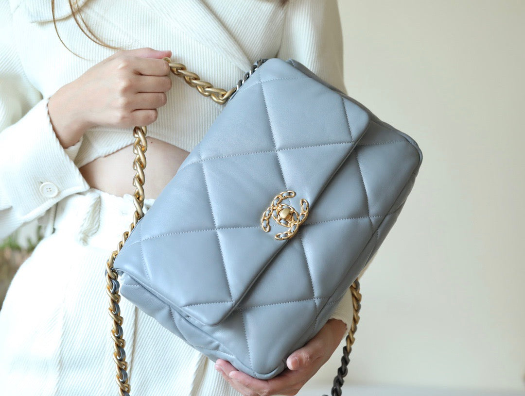 CC 19 BAG