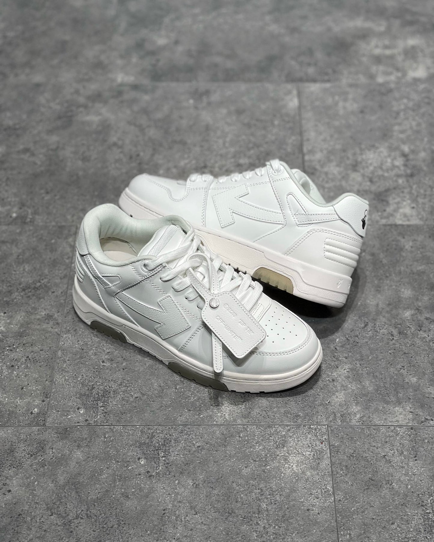 OFF W OUT OF OFFICE SNEAKERS
