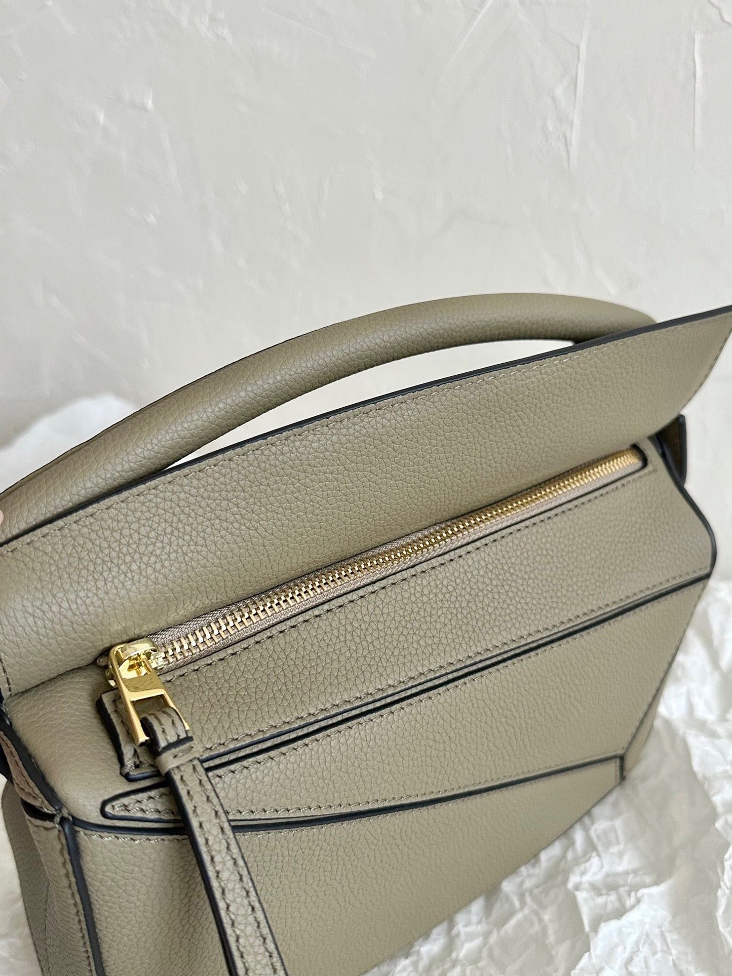 LOEW SMALL PUZZLE EDGE BAG