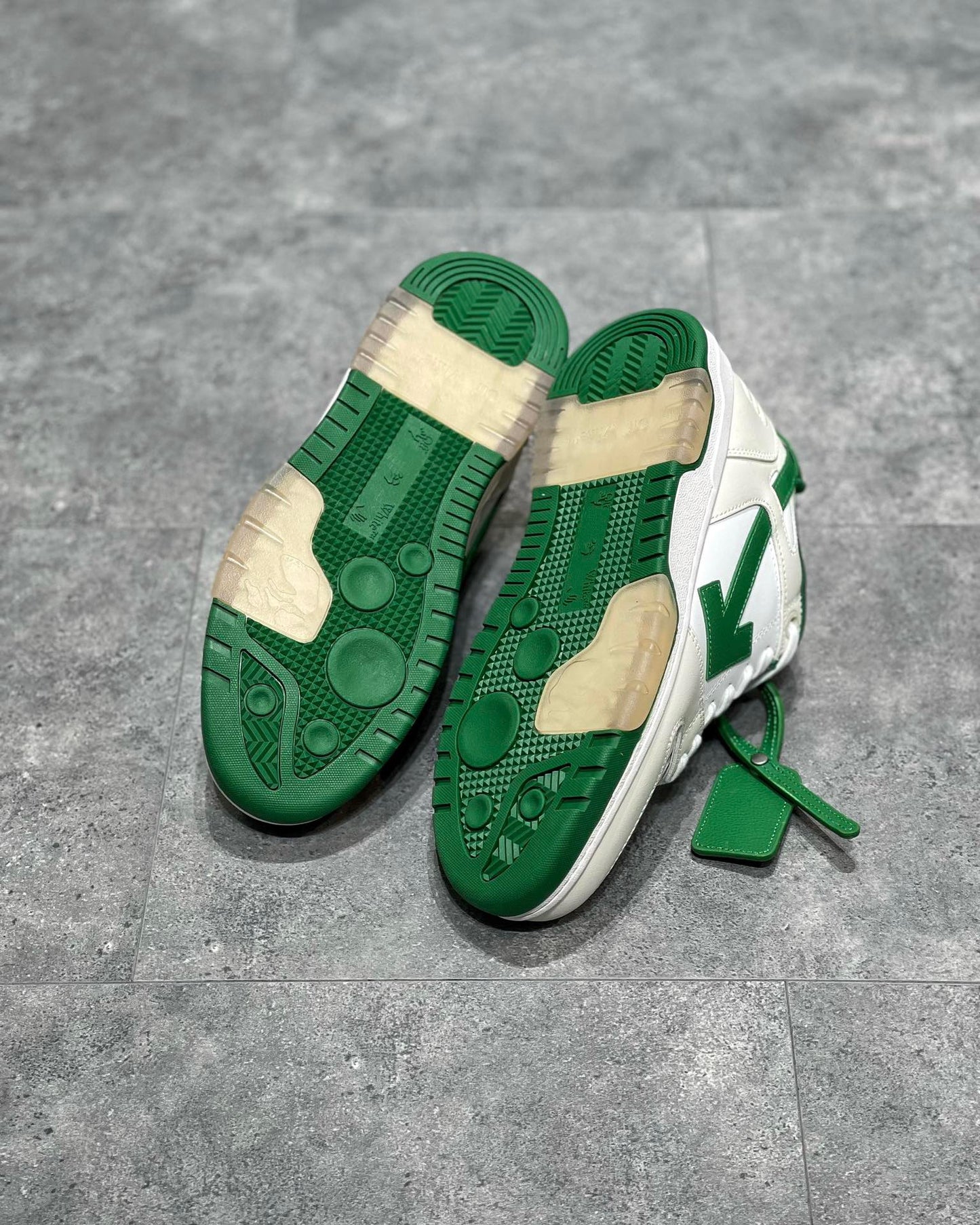 OFF W OUT OF OFFICE SNEAKERS