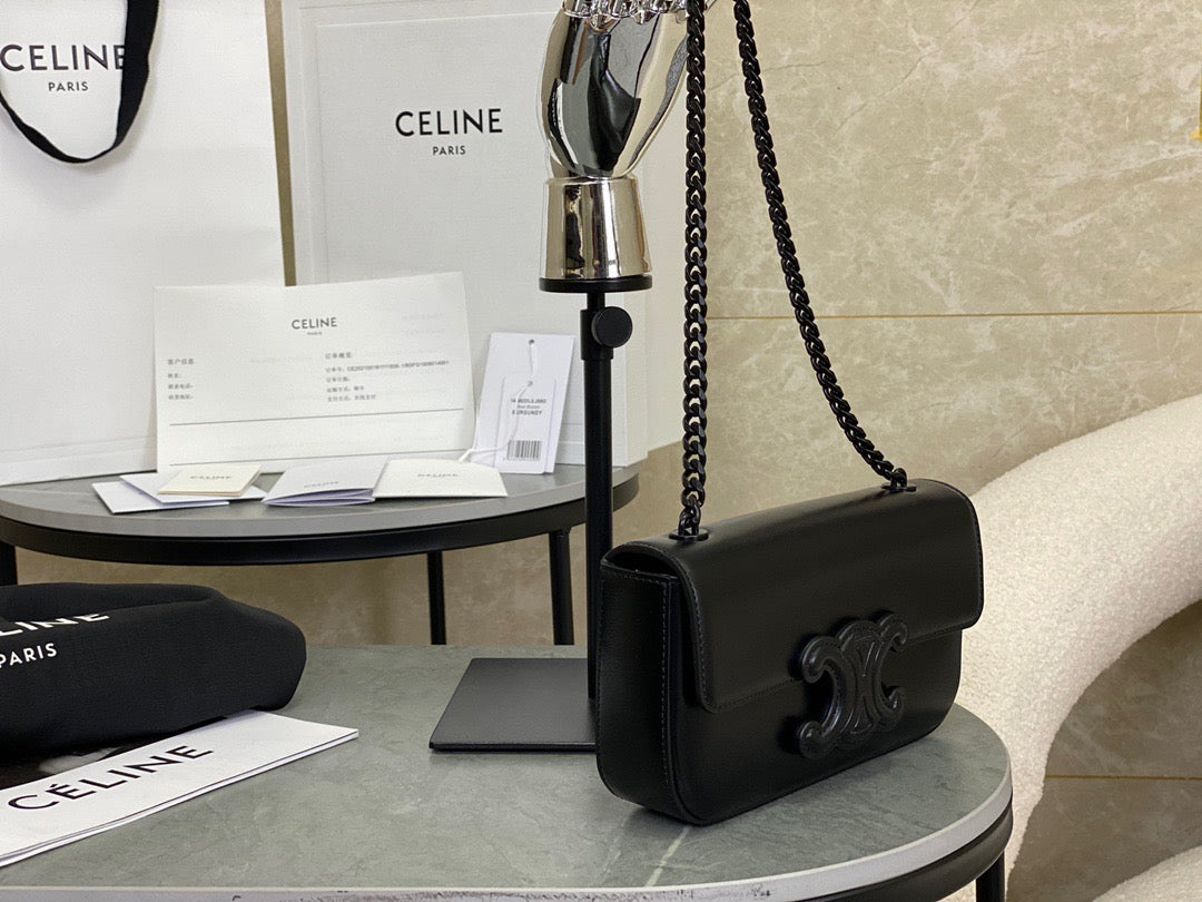 CEL TRIOMPHE SHOULDER BAG