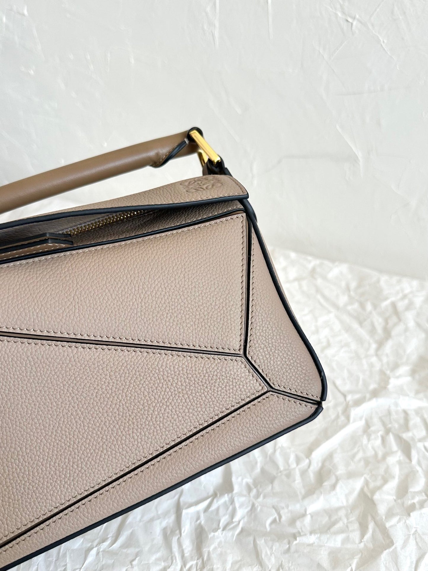 LOEW SMALL PUZZLE EDGE BAG