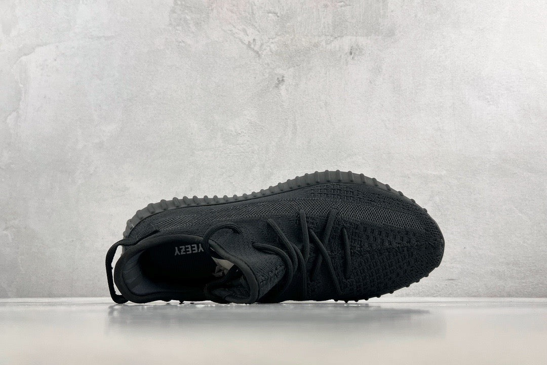 YEEZY BOOST 350 V2