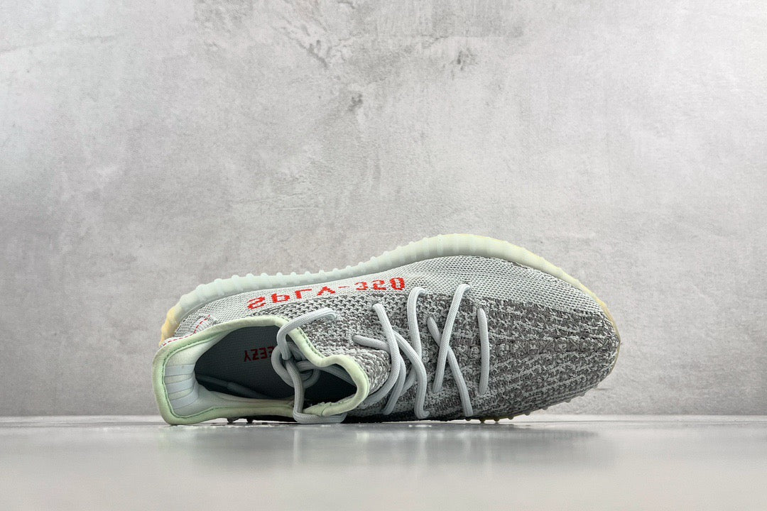 YEEZY BOOST 350 V2