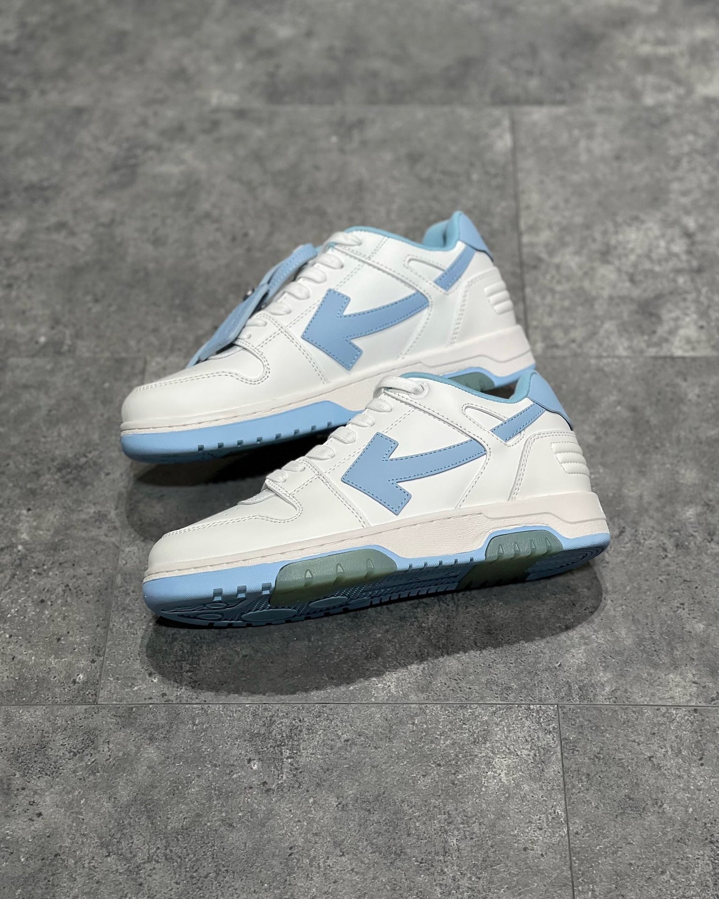 OFF W OUT OF OFFICE SNEAKERS