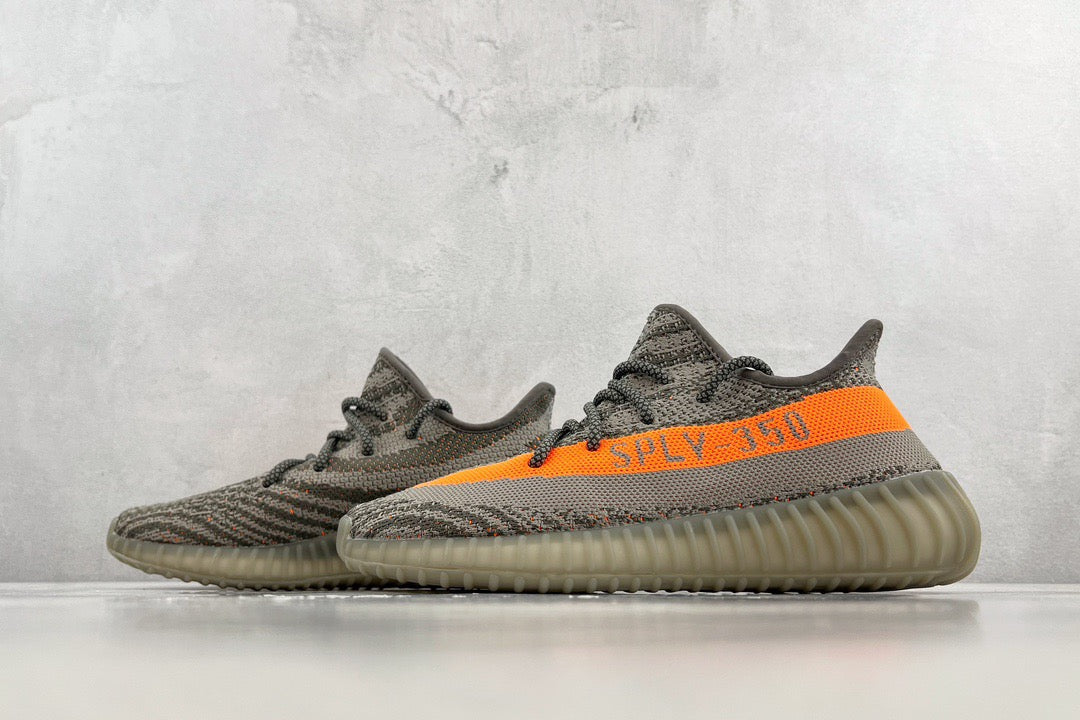 YEEZY BOOST 350 V2