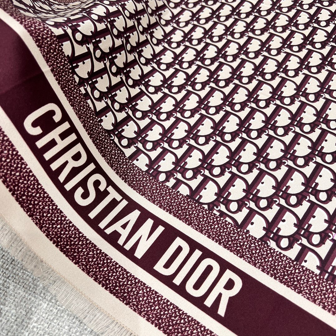 CD SCARVE