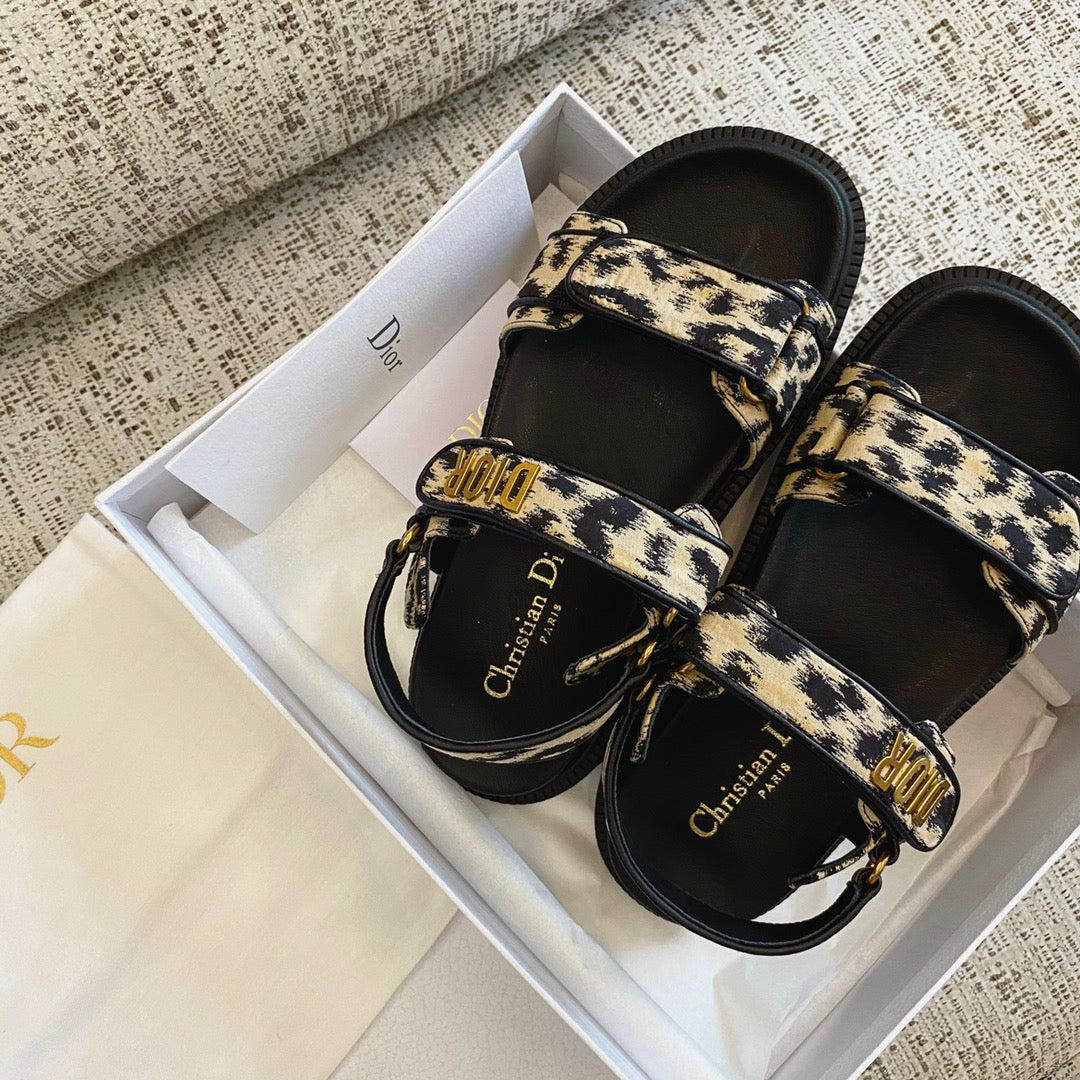 CD SANDALS